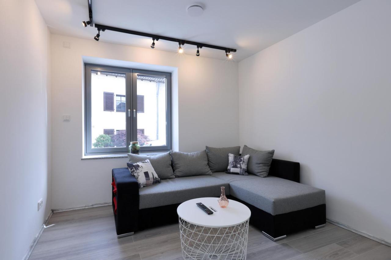 Modern Und Neu, Top Ausstattung Mit Kaffeevollautomat, 2X Netflix-Tv, Lueftungsanlage, Geschirrspueler Wallerfangen Exterior photo