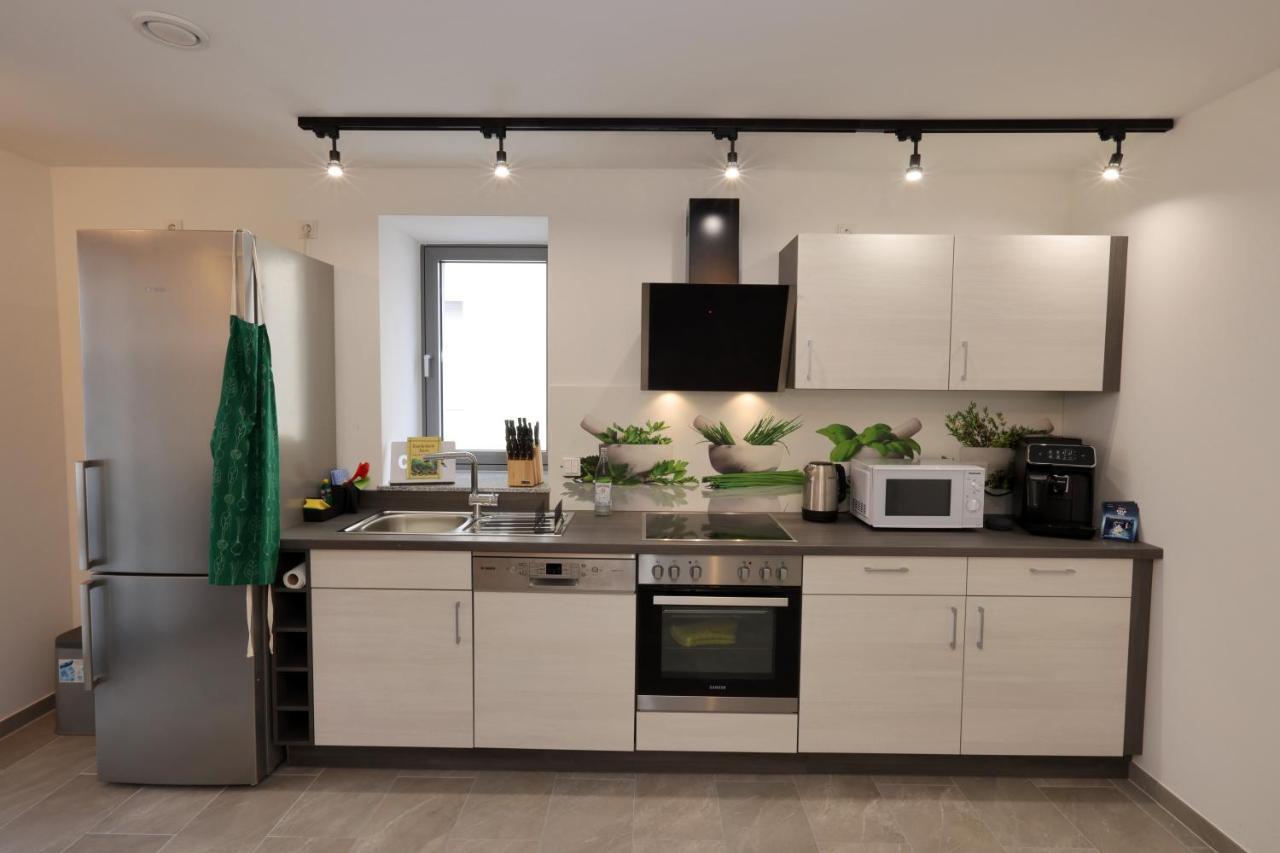 Modern Und Neu, Top Ausstattung Mit Kaffeevollautomat, 2X Netflix-Tv, Lueftungsanlage, Geschirrspueler Wallerfangen Exterior photo